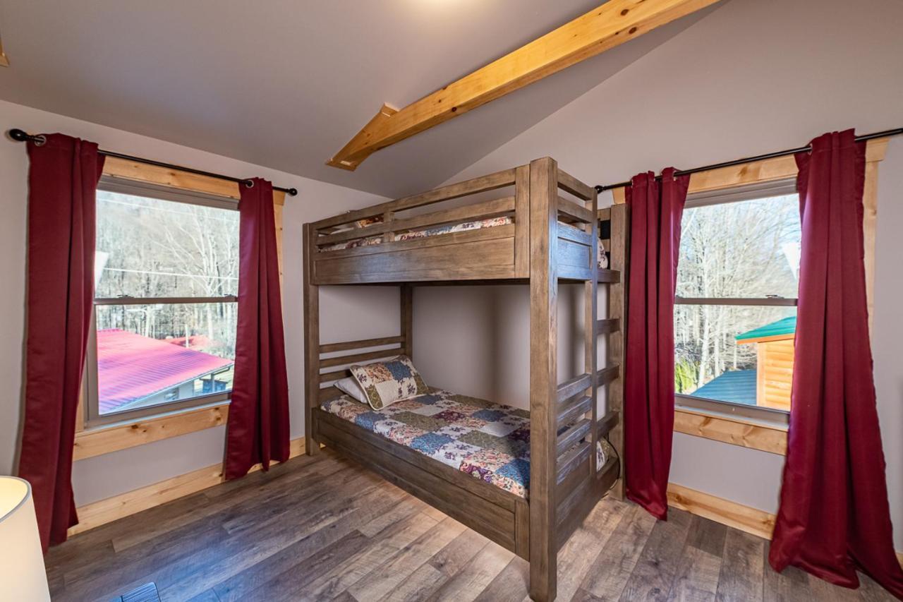 The Red Fox Cabin Villa Maggie Valley Eksteriør billede